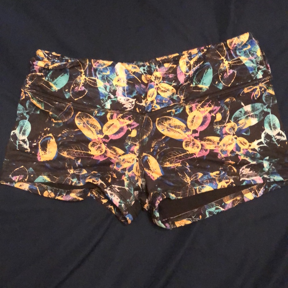 Fleo Au Shorts Sz M
